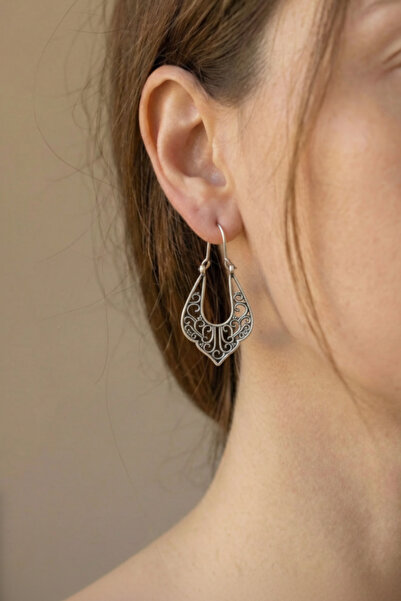 Clandestino Filigran Detaylı Damla Form Bohem Pirinç Küpe Gümüş