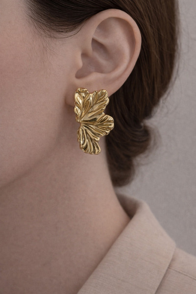 Girift Vintage Zebu Gold Leaf Model Earrings