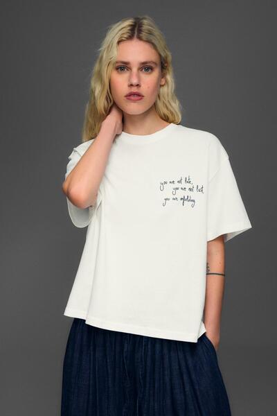 Bershka Kısa kollu baskılı tişört