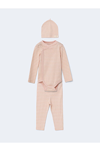 LC Waikiki Organic Fabric Baby Girl Hospital Exit Set
