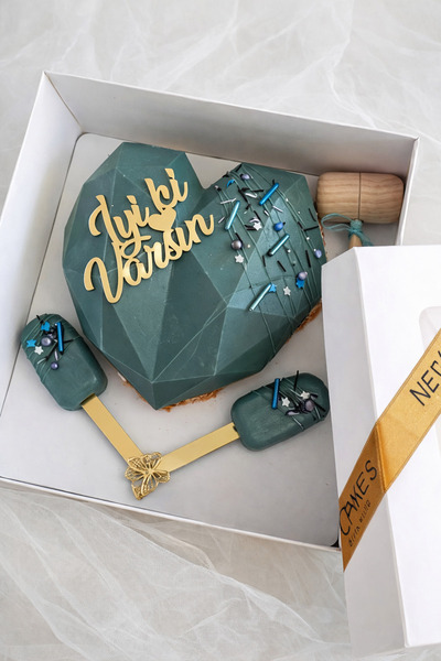 Ege Concept Life Gold Ayna Pleksi İyi Ki Varsın Yazılı Pasta Hediye Süsü - Do...