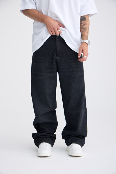 Unreal Co Loose-Fit Baggy Trousers