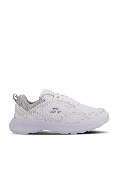 Slazenger حذاء كاجوال مريح برباط حذاء رياضي باللون الأبيض/الفضي للنساء للجري ...