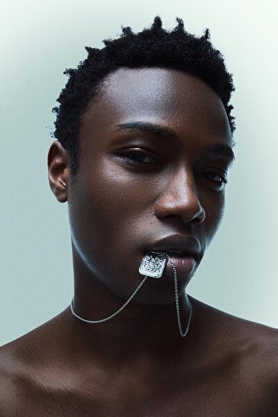 Bershka Çelik uçlu kolye