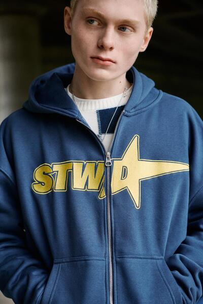 Pull & Bear Fermuarlı kapüşonlu STWD sweatshirt