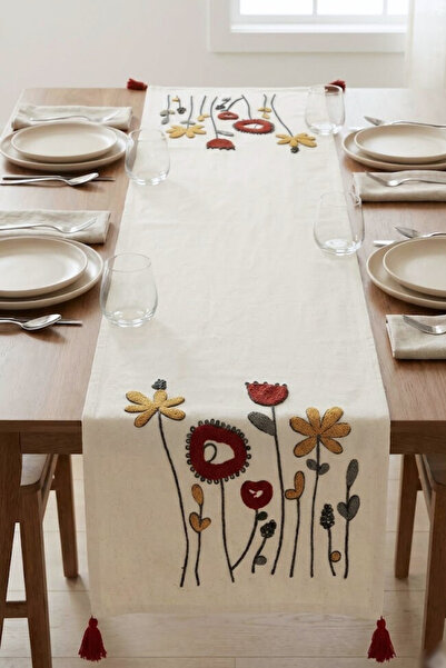 Valmia Home Buldan Handmade Embossed Wildflower Patterned Tasseled Runner (13...