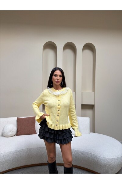 EEES DANTEL YAKA DÜĞME DETAY HIRKA