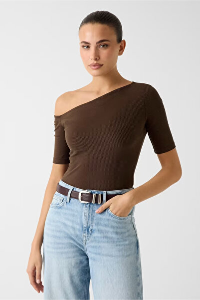 Guess Kadın Cris Tek Omuz Top - Kahverengi