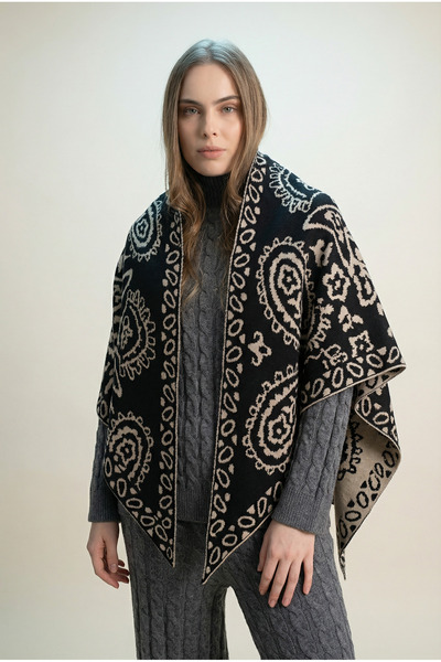 Shophia Women's Triangle Patterned Reversible Knit Shawl