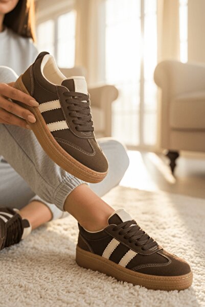 DURUNUN BUTİĞİ Ditle Brown Suede Sneakers with Striped Sides