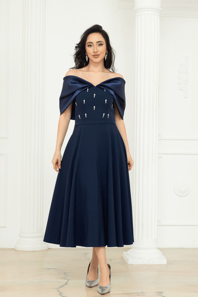 BEYBOS Φόρεμα μίντι από ύφασμα κρεπ με πέτρινη λεπτομέρεια - ΣΚΟΥΡΟ ΜΠΛΕ