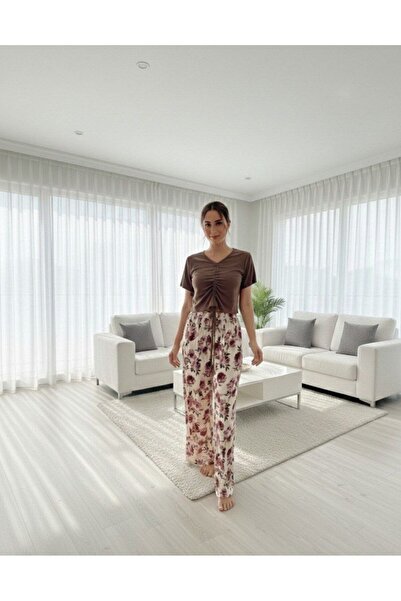 alqarat The "Flora" Comfort Set