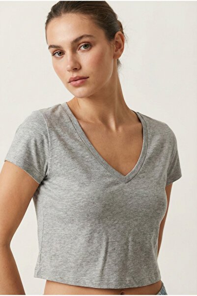 NEW JOURNAL Women's Gray V-Neck Crop Basic T-Shirt Nj78