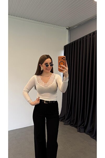 elif teke Δαντελωτή Μπλούζα Απαλής Υφής Εκρού