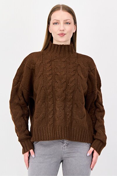 En Saison Women Mock Neck Cable Knit Sweater, Brown