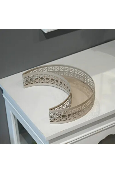 Generic Ramadan Serving Plate with Open Crescent Design