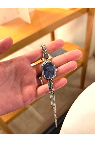 HNF LONDON Oval Modern Women's Watch