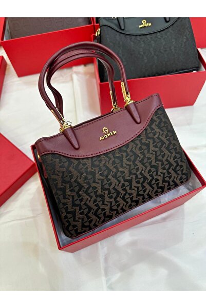 GGGG Bags with their accessories