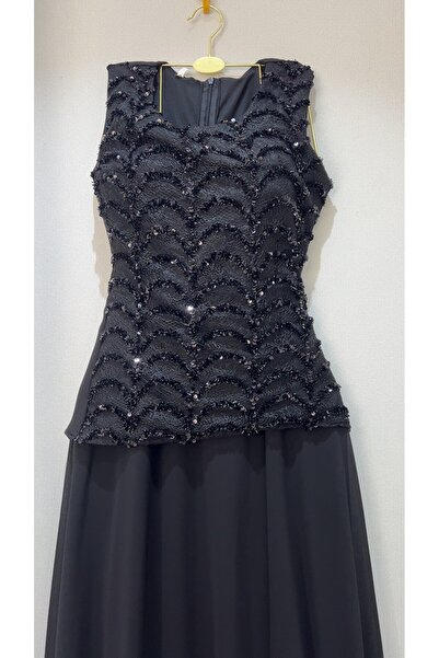 dalaa Chiffon dress with a shimmer
