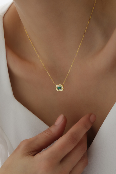 SUNSHINE 925 Ayar Gümüş Gold Kaplamalı Baget Tasarım Zümrüt Taşlı Kolye