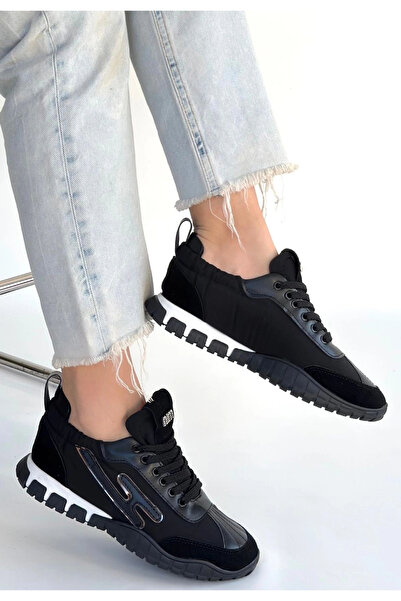Alfanora Huer Black Nubuck Lace-Up Sports Shoes