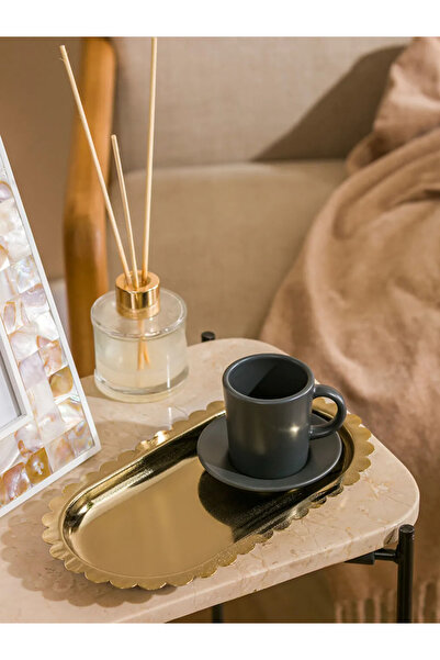 LC Waikiki LCW LC WAİKİK HOME Sarı Metal Sunumluk Tepsi 24 Cm