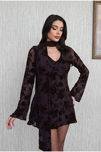 MEECY Φόρεμα με λεπτομέρεια από τούλι και φουλάρι, μοντέλο Zr