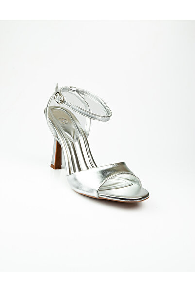 Moda Arena 0112 Γυναικεία βραδινά παπούτσια με ασημένιο τακούνι
