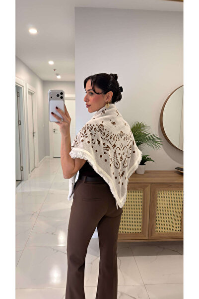 BİRCANÇİL Jessie Bone Brown Patterned Shawl Knitwear