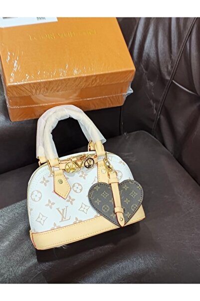 Trendyola Elegant women's handbag with a luxurious classic design