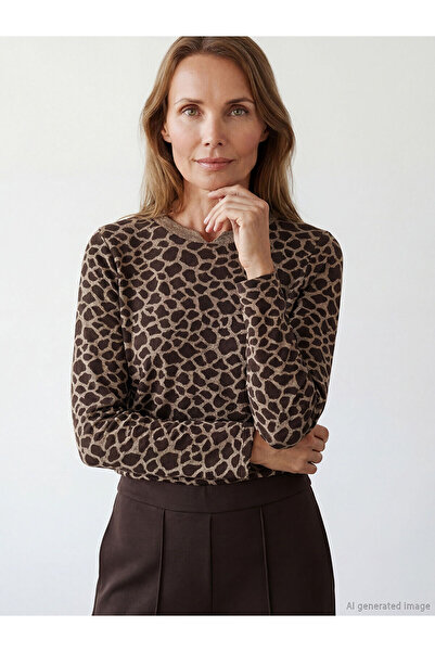 LC Waikiki Peak New Season Leopard Patterned Women's T-Shirt with Peaked Collar