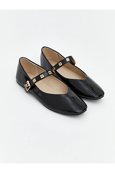 LC Waikiki أحذية باليه مسطحة لامعة للنساء