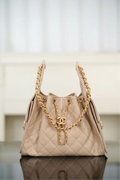 Chanel shoulder bag
