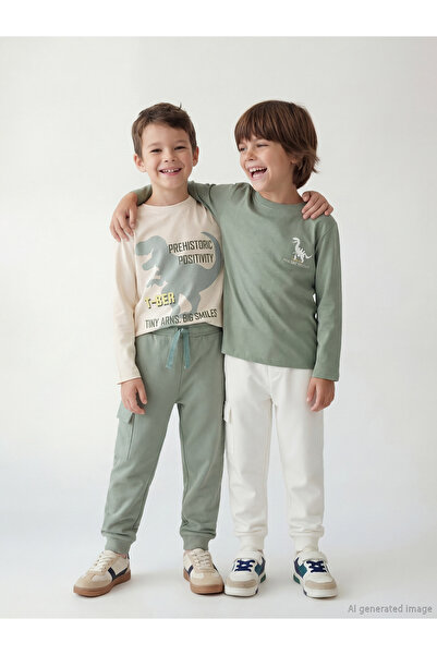 LC Waikiki Shining Store prezintă: Pantaloni de trening Sparkly Choices pentr...