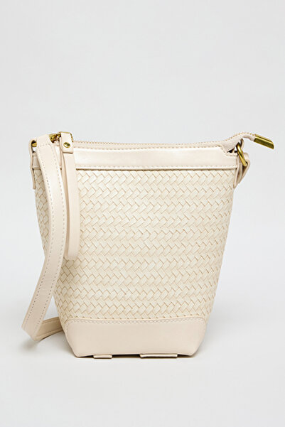 R&B Women's Cream Braided Bucket Bag