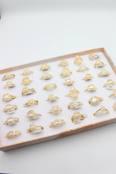 Generic Brand 36-piece baguette ring set - gold