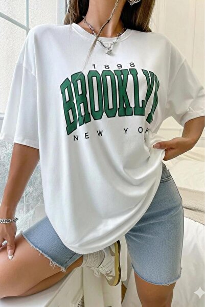 NO 601 Women's White Oversize Green Brooklyn Printed Tshirt