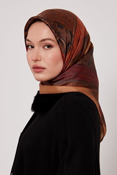 Levidor Classic Striped Pattern Sparkling Crystal Scarf