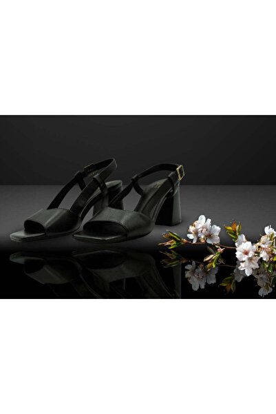 EZRA LUXURY COLLECTION "Noir Grace" Slingback Heels
