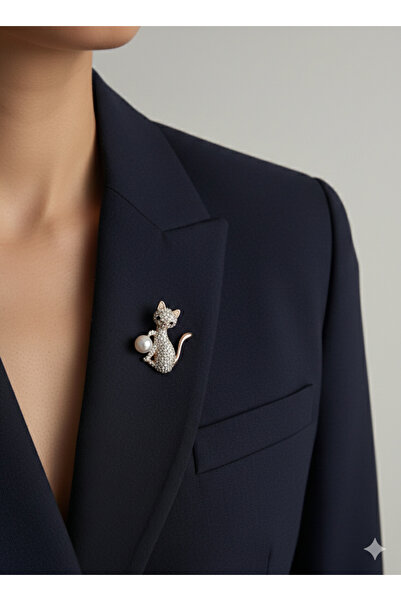 Hüma Butik Takı & Aksesuar İncili Kedi Figürlü Çelik Broş – Taşlı Zarif Tasarım