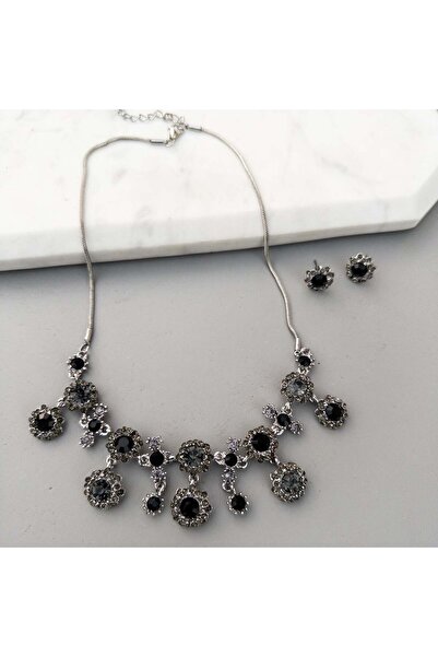 MOONGLOW ACCESSORIES Emilia necklace and earrings