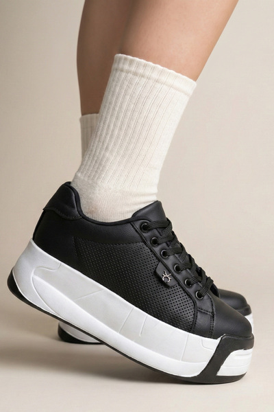 SEEM Oscar Perforated Women's Platform Black Sneaker