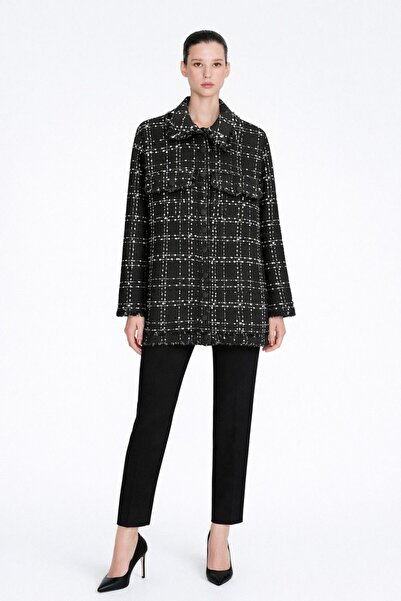 Mizalle Mix Siyah Beyaz Tüvit Dokuma Çıtçıtlı Uzun Ceket