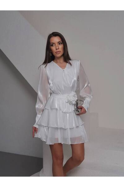 Ellarisse Kadın Beyaz Çıkarılabilir Gül Detaylı Eteği Katlı Mini Davet Elbisesi