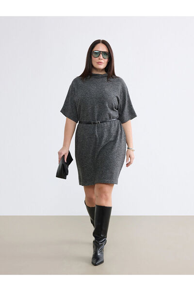 LC Waikiki فستان RMZ GİYİM FARKIYA بياقة روبا