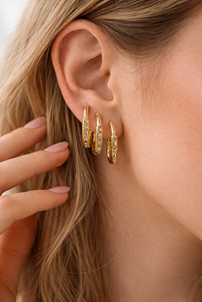 VELYRA 3’lü Zirkon Taşlı Gold Çelik Halka Küpe Seti – Günlük & Şık Kombin