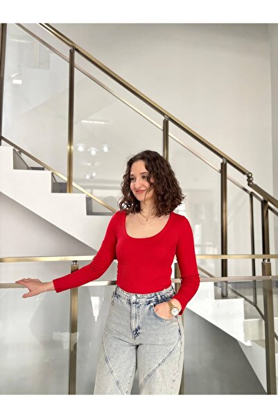 Sude Kızanlıklı Bluză din bumbac cu decolteu în U, cu detalii reportate