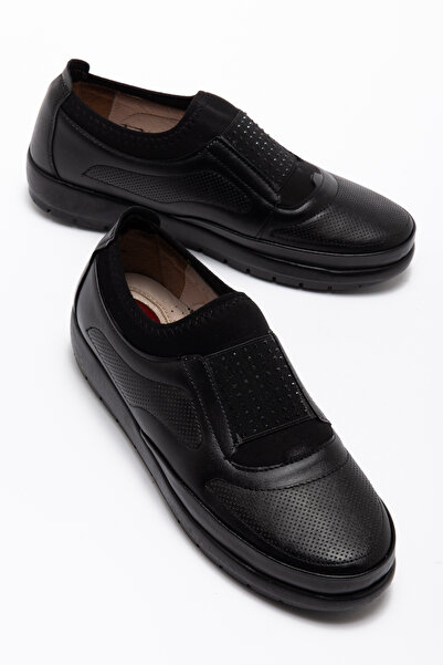 Yüce Günlük İçi Tamamen Deri Ortopedik Tam Kalıp Yumuşak Kadın Ayakkabı Büyük...