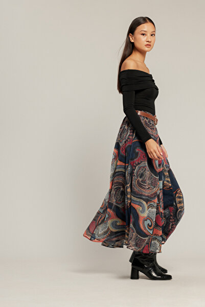 Nisan Belt Detail Midi Skirt