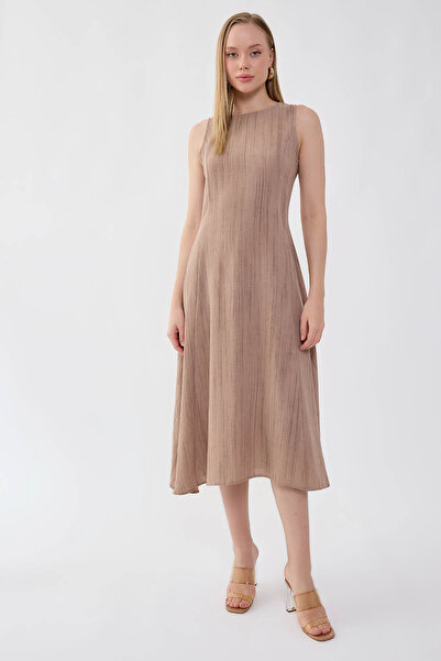 Vitrin Self-Patterned Verev Dress